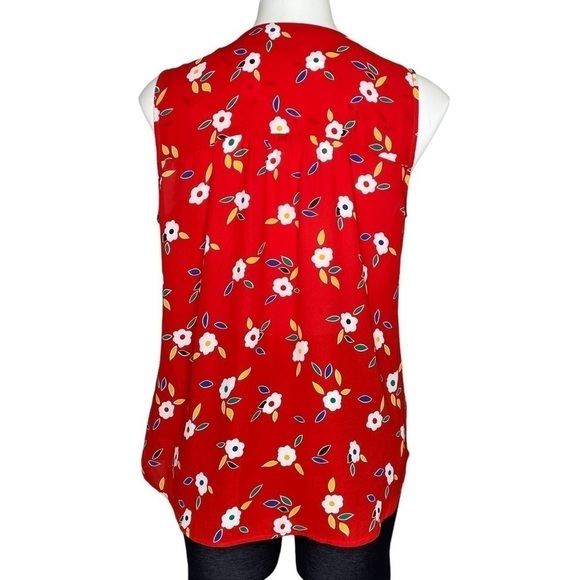 CAbi Tied Up top red with white flowers medium - Picture 3 of 7